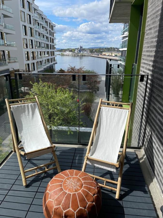 Leilighet Exclusive Apartment, Sea View To Fjord, Located On Water In Center