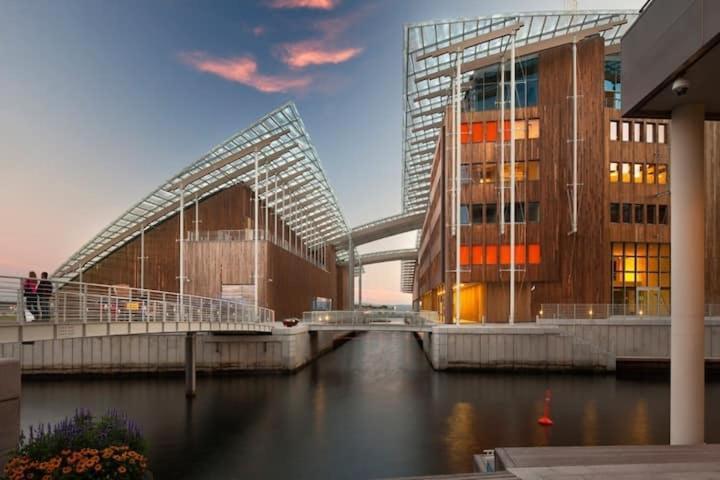 Exclusive Apartment, Sea View To Fjord, Located On Water In Center *